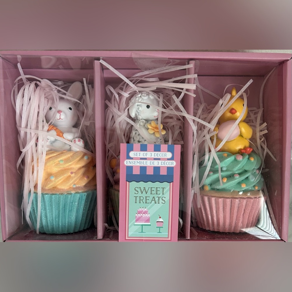 Sweet Treats Easter Cupcakes Decor Set of 3 - BNWT Bunny, Lamb, And Duck